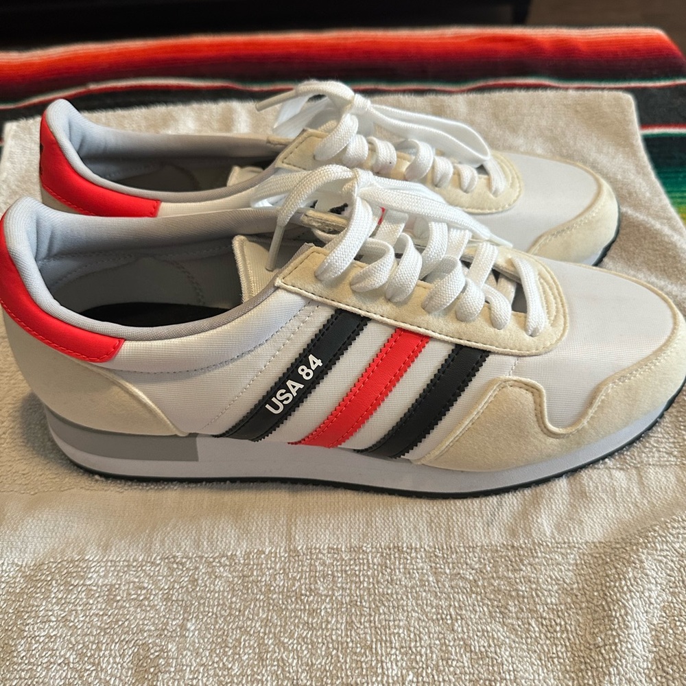 ADIDAS USA 84 sz 10 1/2